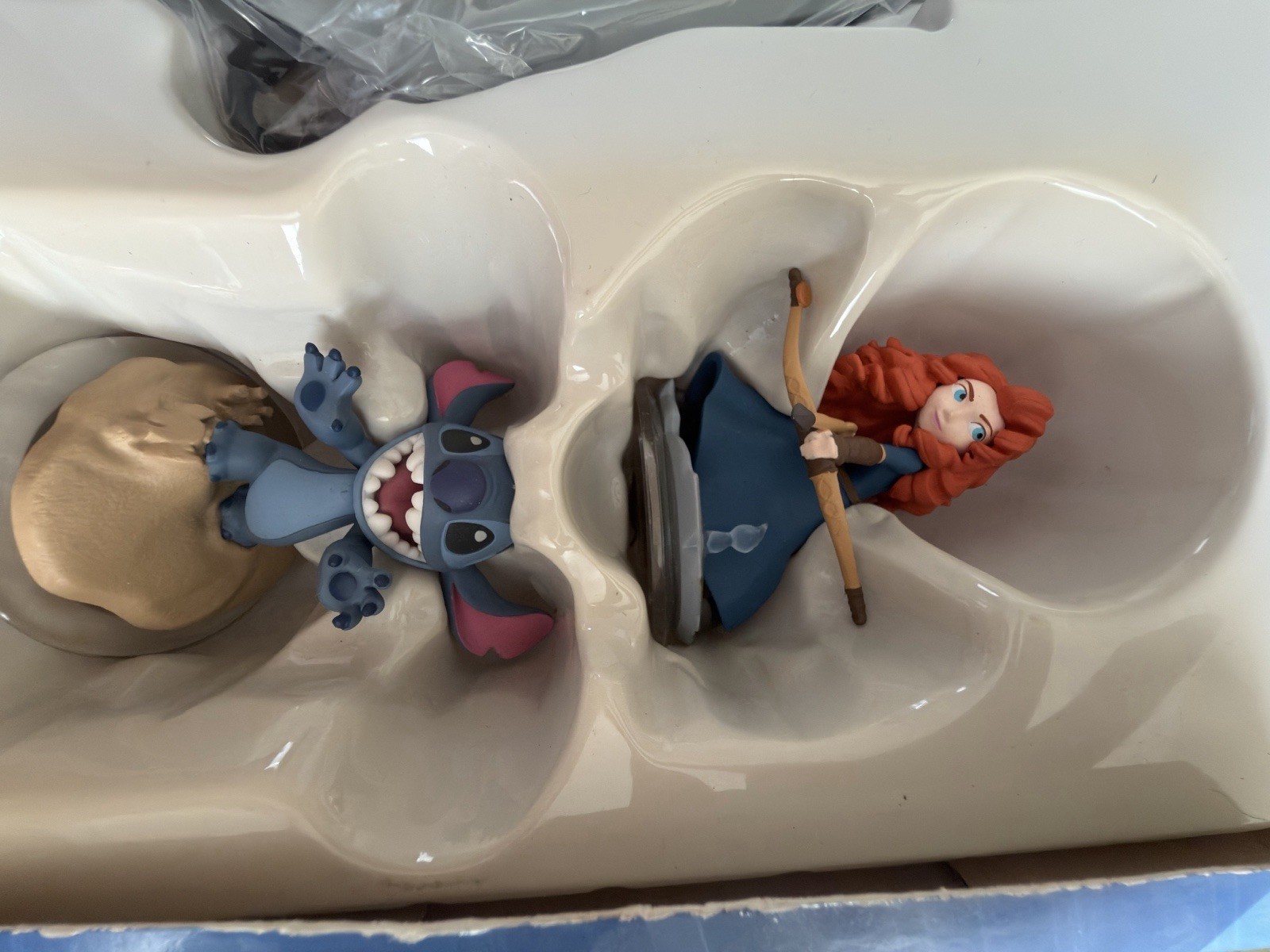 Disney Infinity 2.0 Edition Toy Box Starter Pack PS4 Merida & Stitch Figures