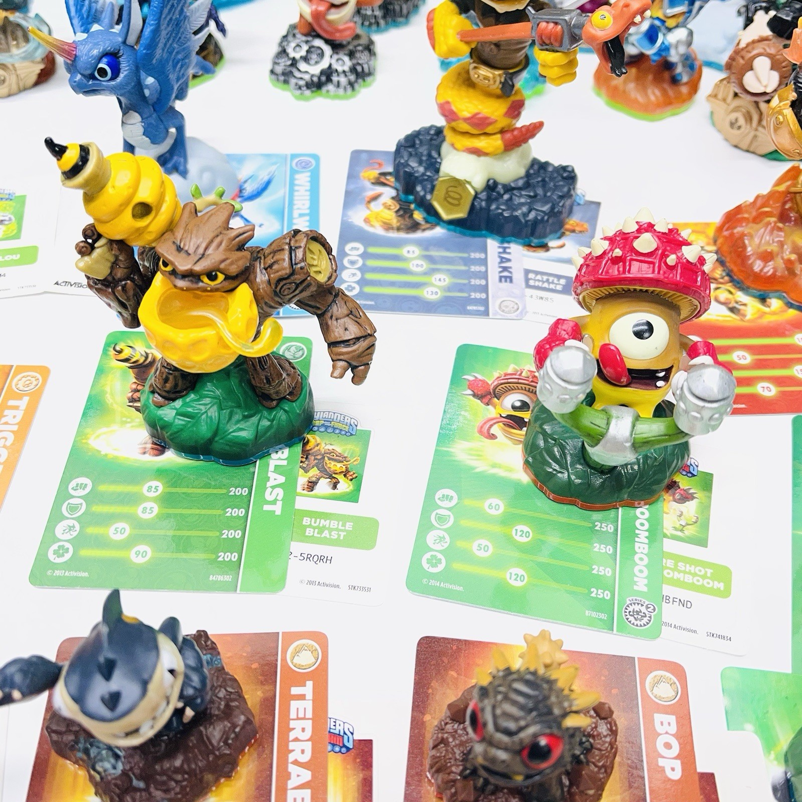 Skylanders Spyro Giants Swap Force LOT OF 40 Figures w/ Cards + Stickers + Case