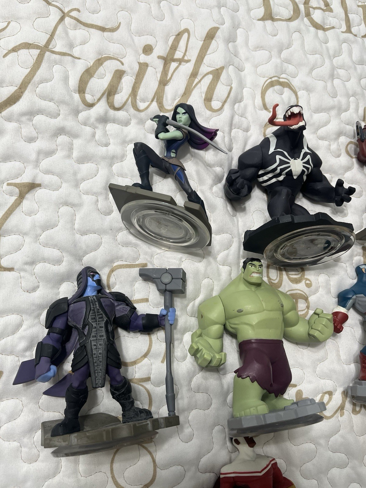 Disney Infinity 2.0 Marvel Figures Lot(7)- Venom, Hulk, Captain America, Falcon
