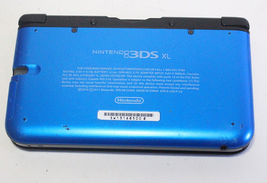 Nintendo 3DS XL Blue/Black Game Console-Cracked Top LCD-Plays Games-Parts Only