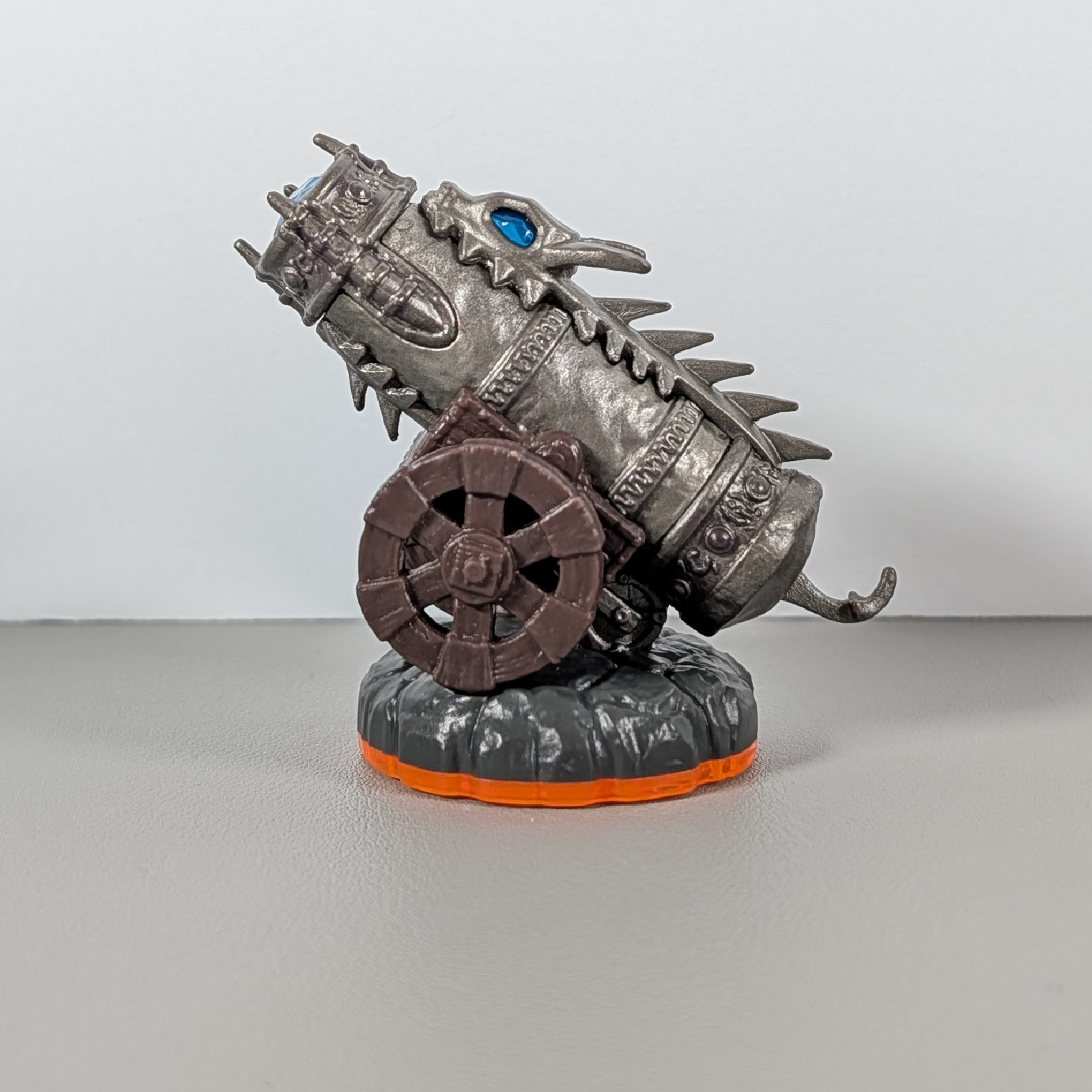 Skylanders Giants Magic Item – Dragonfire Cannon (Orange Base)