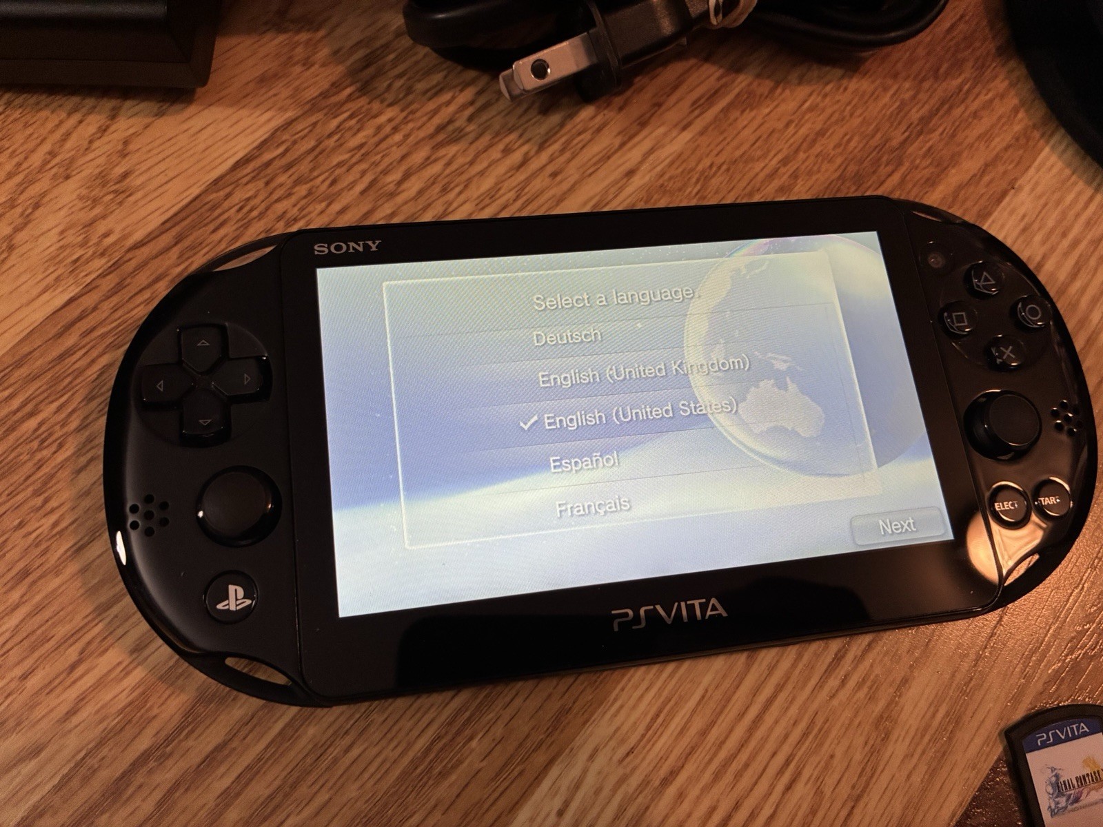 Sony PlayStation PS Vita PCH-2001 Handheld Console w Charger, 8gb, Final Fantasy