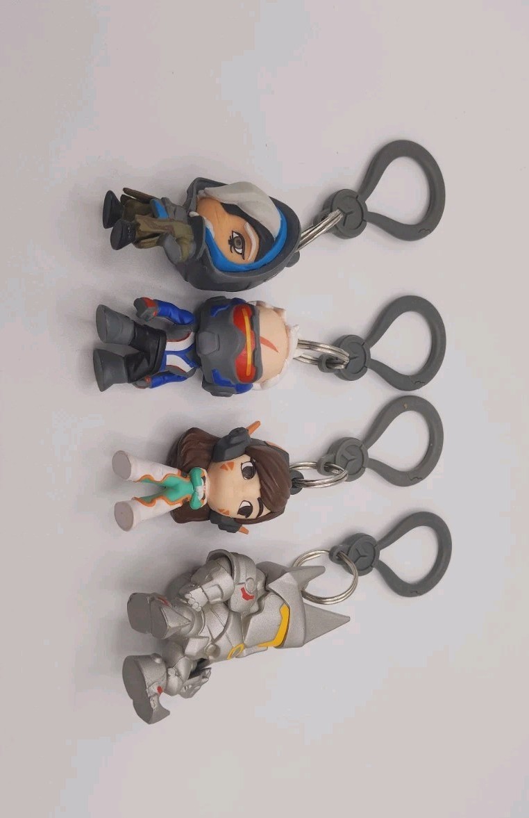 Overwatch Backpack Clips Lot Of 4 Hangers Bling Keychains