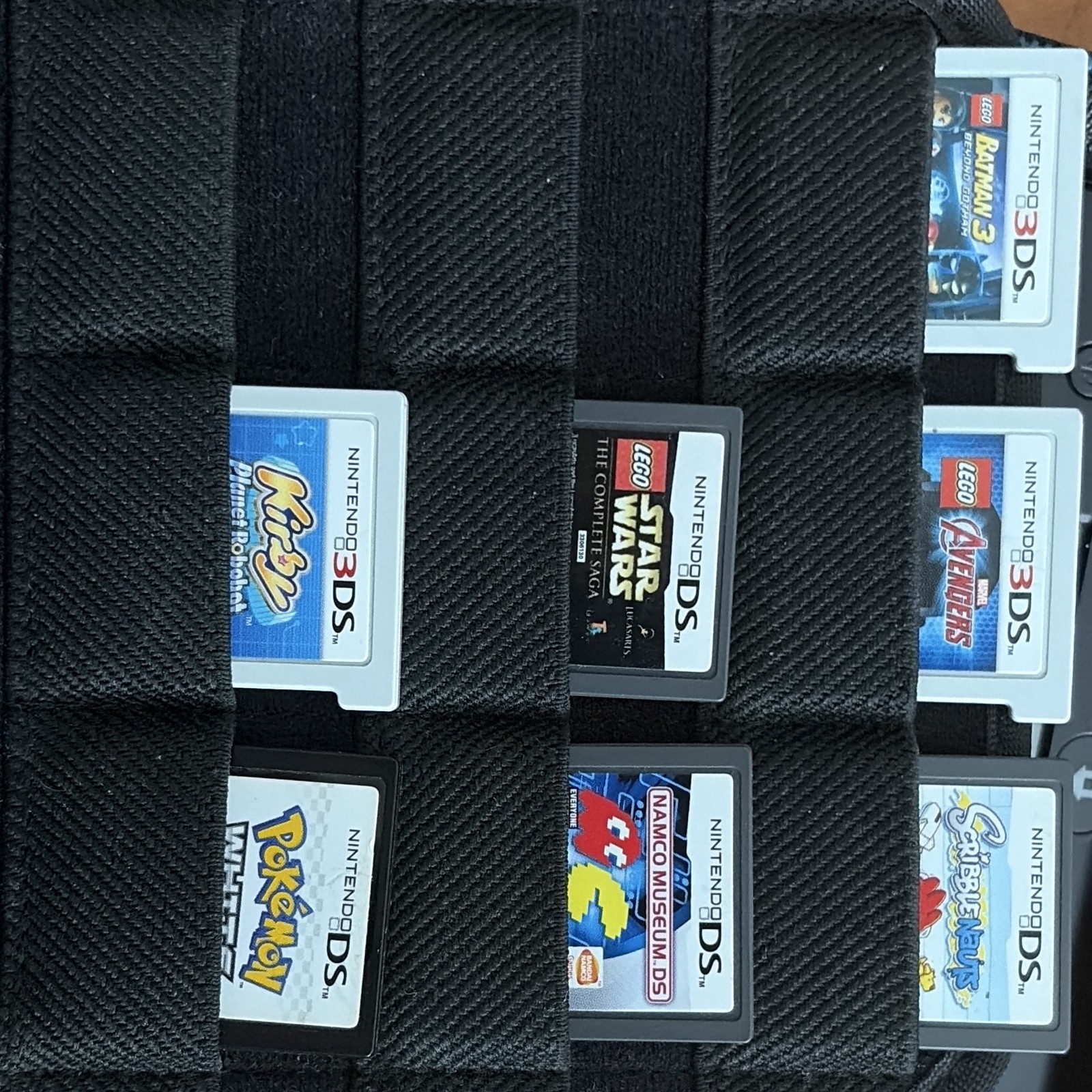 Nintendo 2DS Blue/Black Wi‑Fi Bundle w/ Carry Case DS & 3DS Games