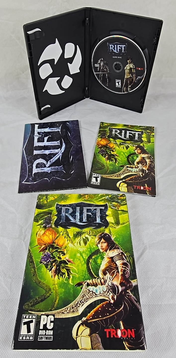 RIFT PC DVD-ROM Game Excellent Condition No Scratches Manual & Poster Included