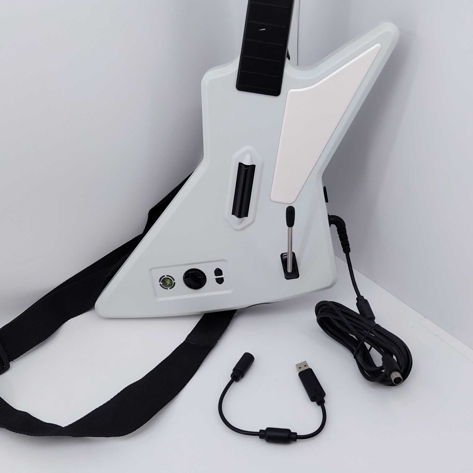 RedOctane 95157.805 Gibson XPlorer Guitar Controller Xbox 360 W USB Strap Cable