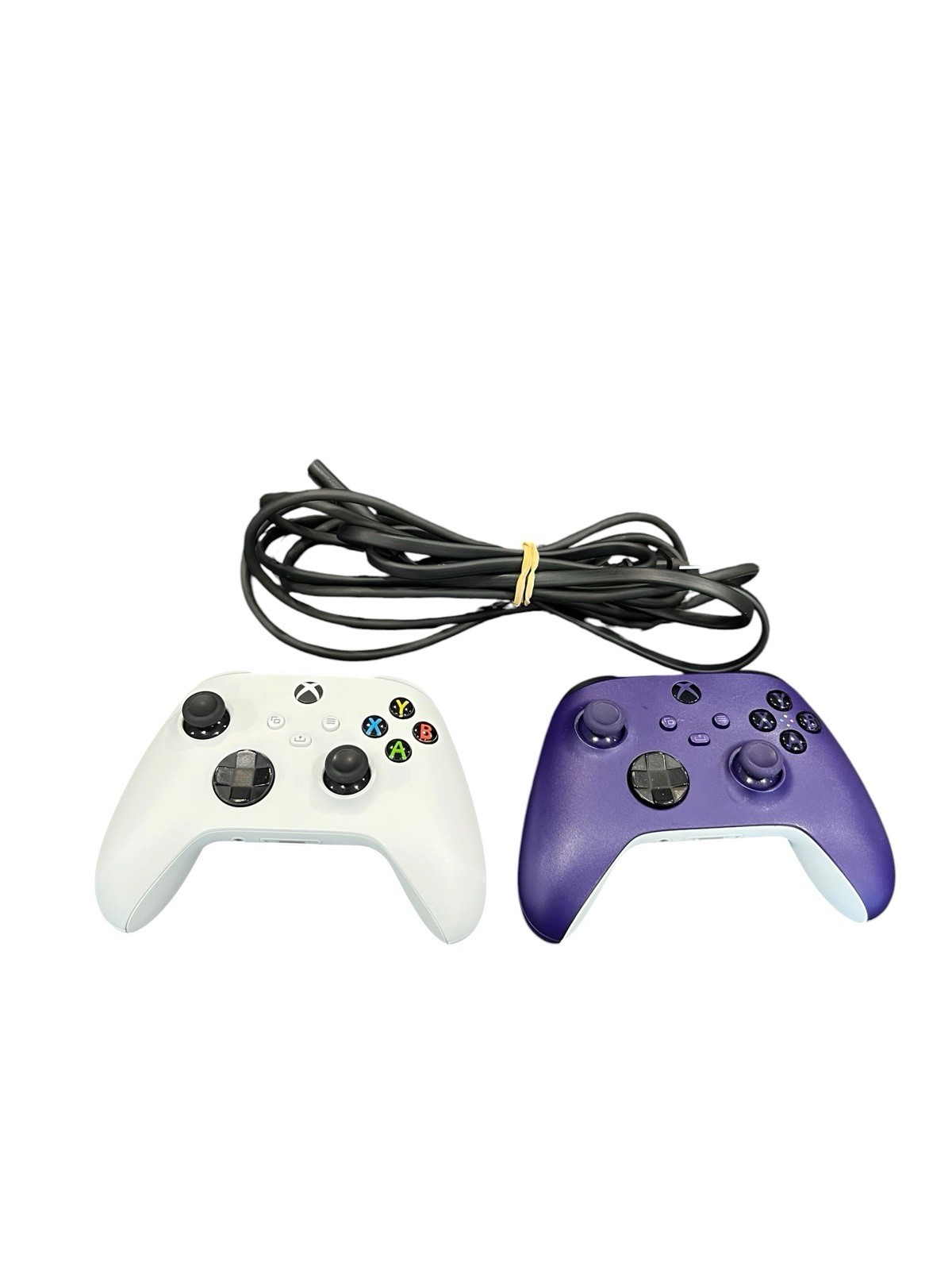Xbox Series S Includes 2 Controllers and Cables