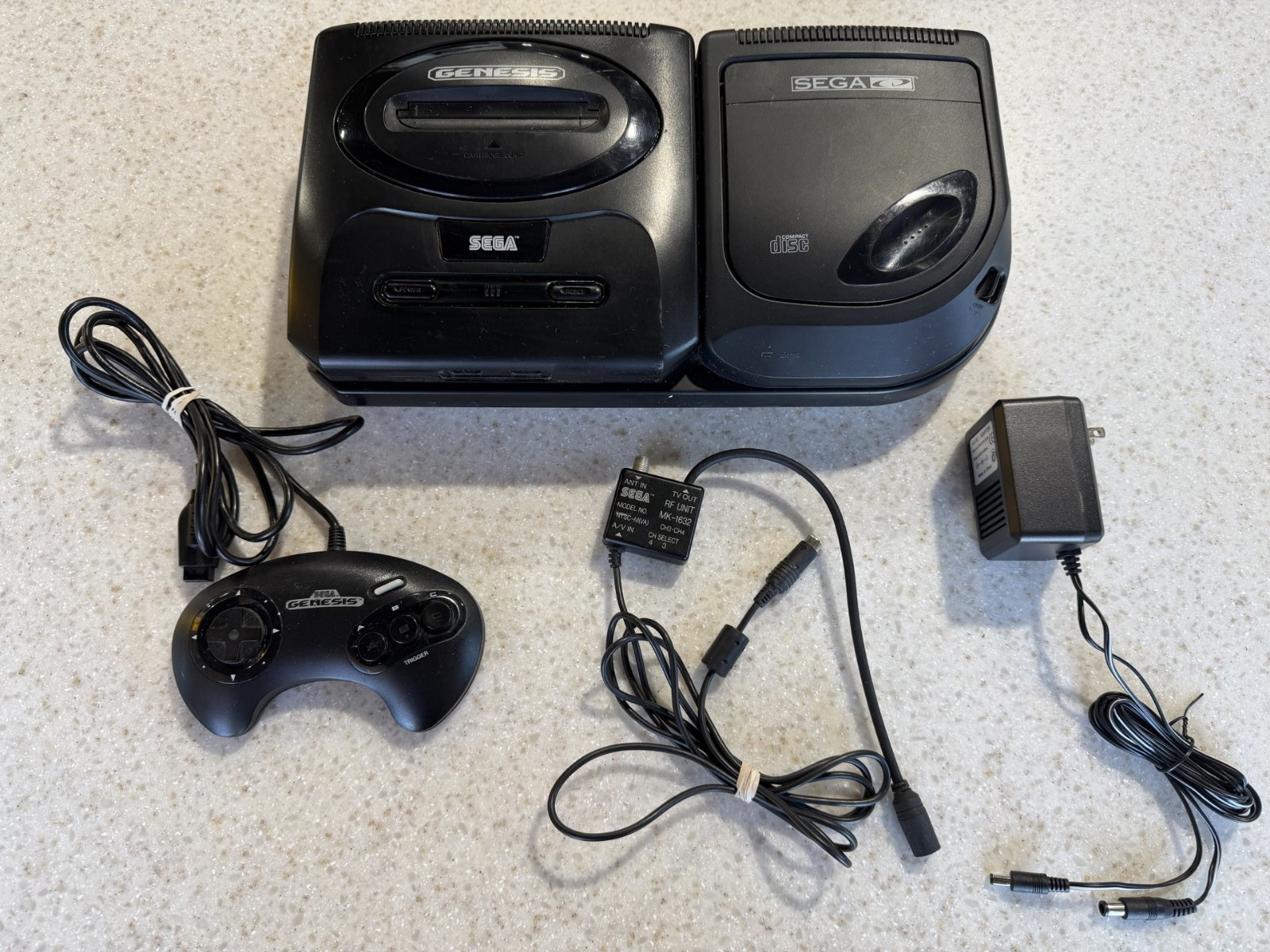 SEGA CD PLUS GENESIS SYSTEM BLACK CONSOLE CONTROLLER HOOKUPS AUTHENTIC RARE #3