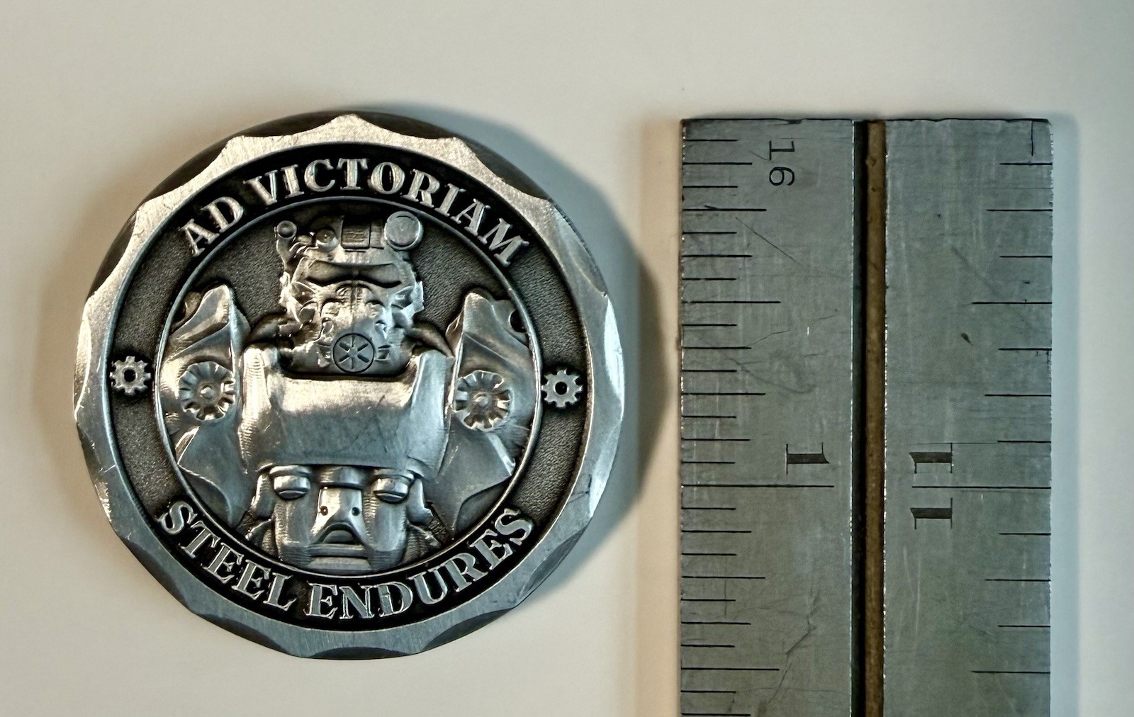 FALLOUT 4-BROTHERHOOD OF STEEL Military Rare Challenge Coin-Novelty Coin & Patch