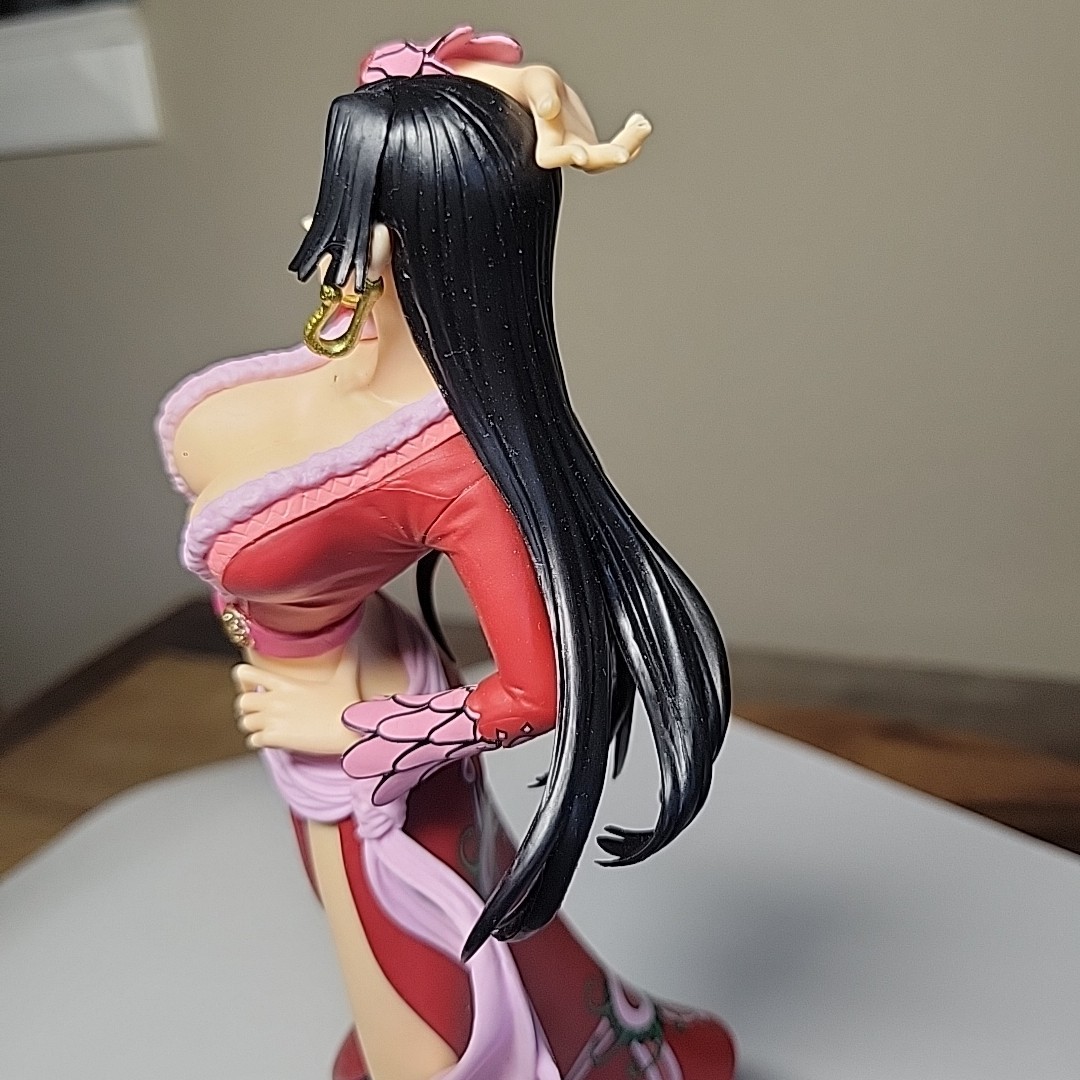 One Piece Boa Hancock Figure Glitter & Glamours Ver A Red Banpresto A Color Priz