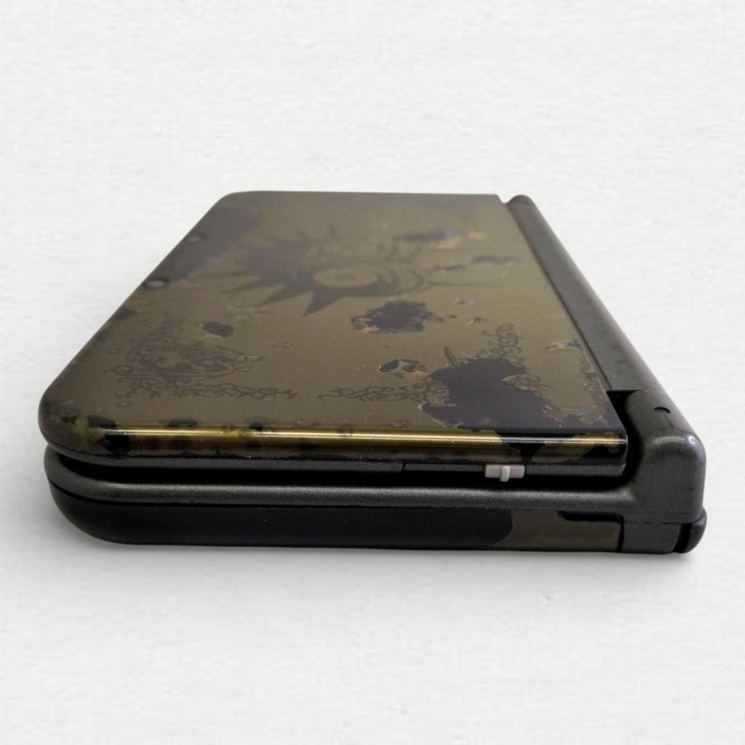 Nintendo 3DS XL LL Handheld System Portable Wi-Fi Capability The Legend Of Zelda