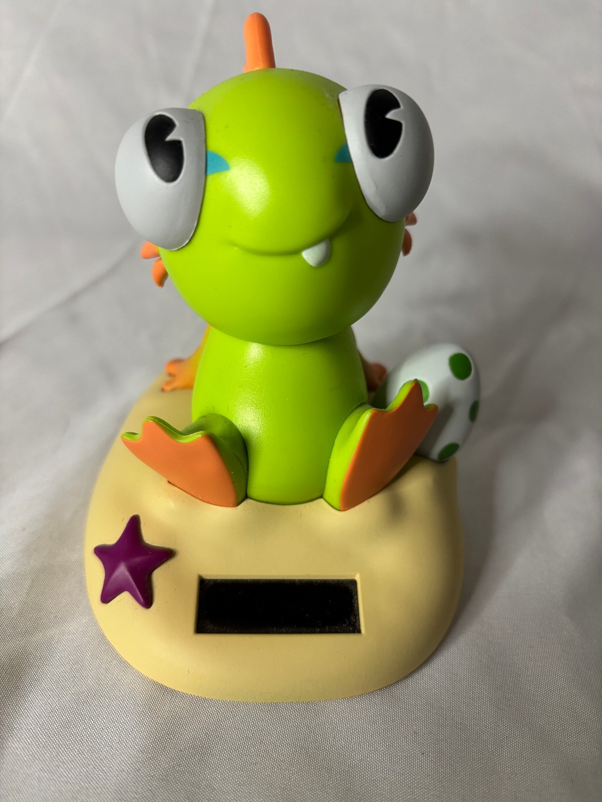 Murloc Sculpted Picture Frame Blizzard World of Warcraft + Murloc Solar Bobble