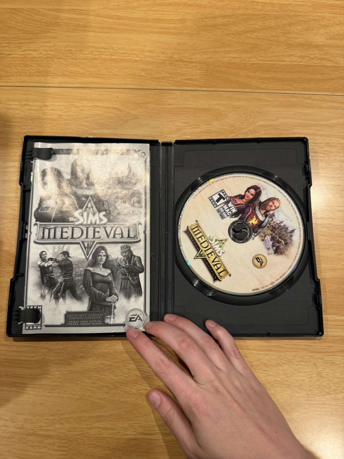 The Sims Medieval Limited Edition PC Game Complete 2011
