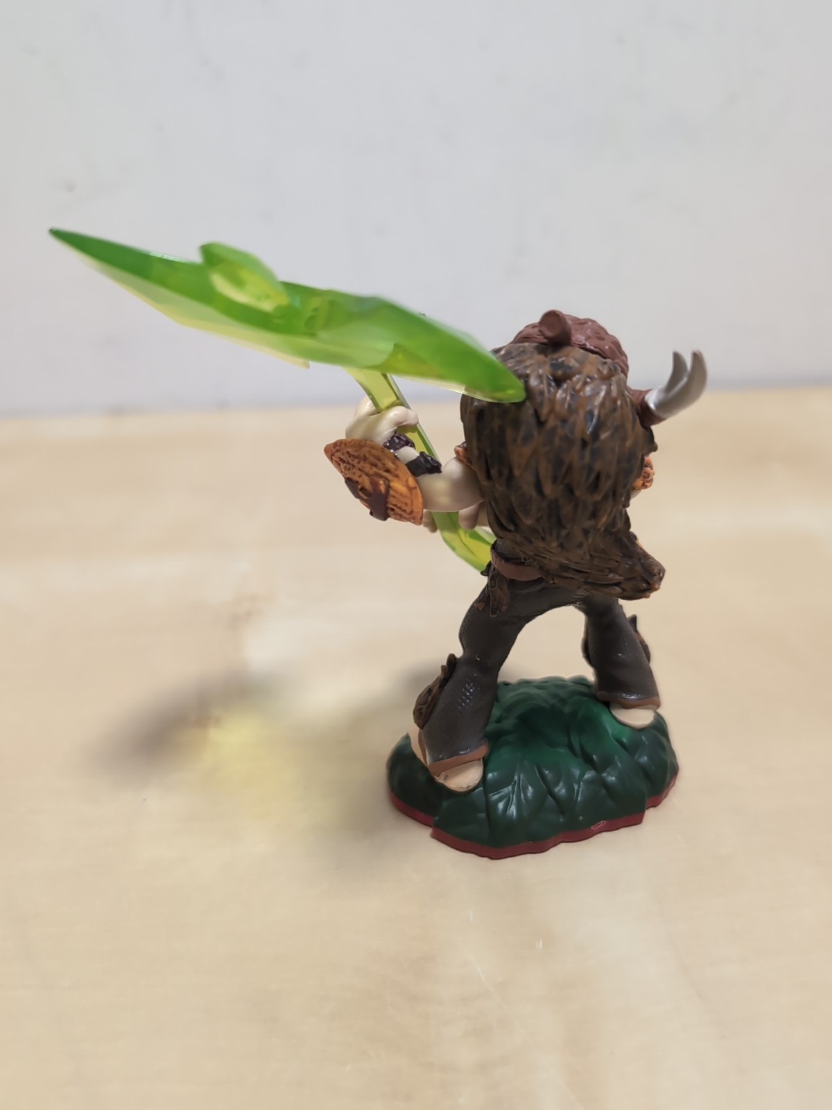 Skylanders Trap Team BUSHWHACK Master Trapper Figure with Weapon 2014 Activision