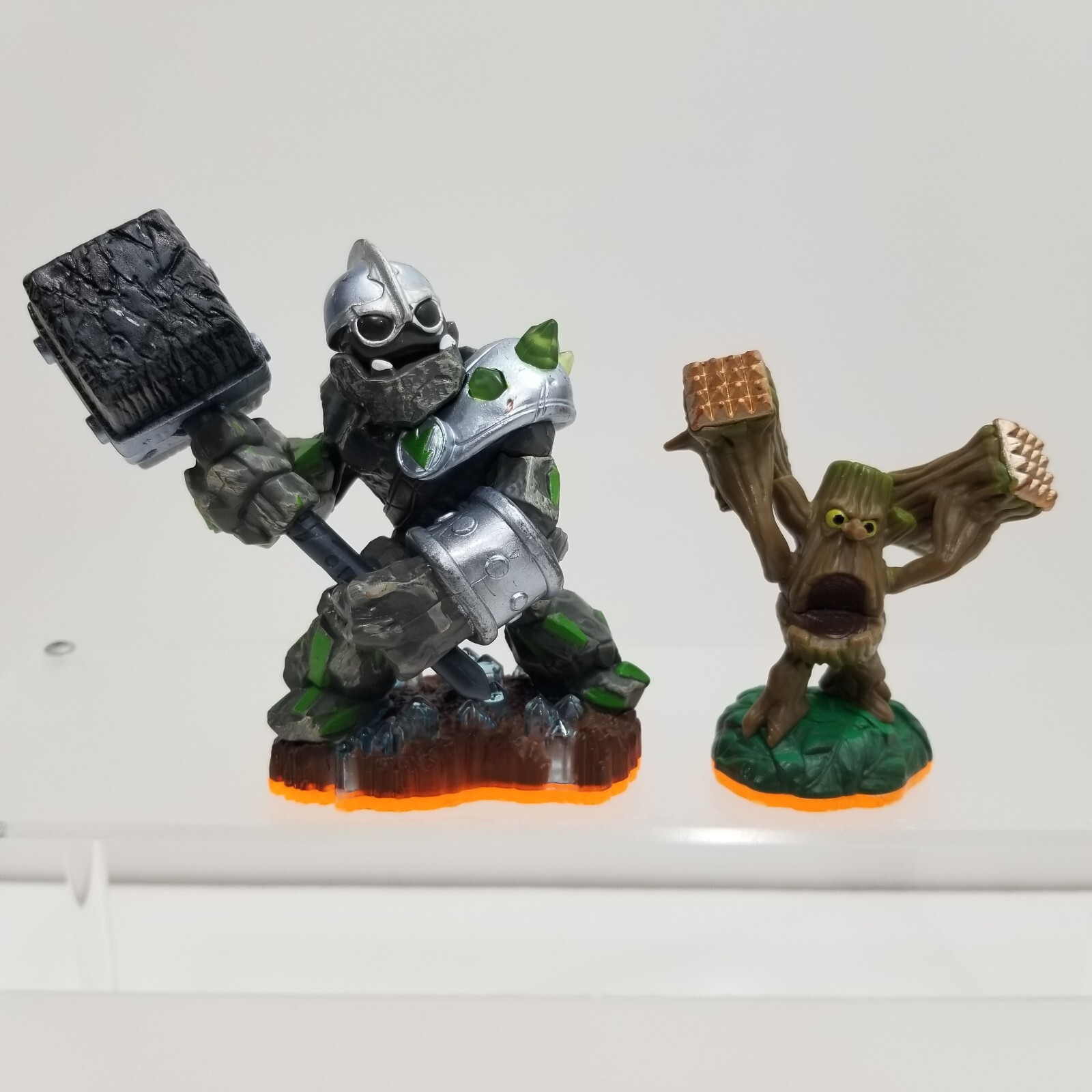 Skylanders Giants Figures – Lightning Rod, Crusher, Ignitor, & Stump Smash