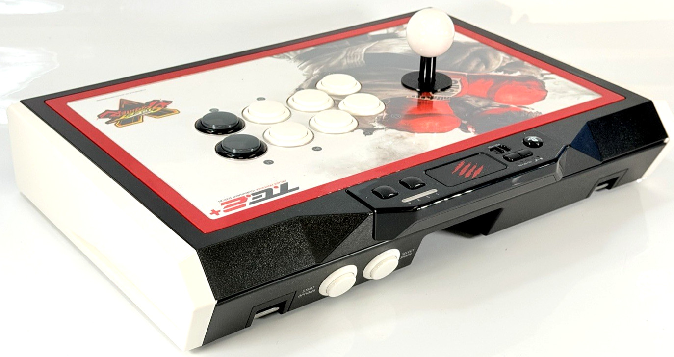 [MAD CATZ] Street Fighter V Arcade Fight Stick Tournament Edition 2+ for PS3/4