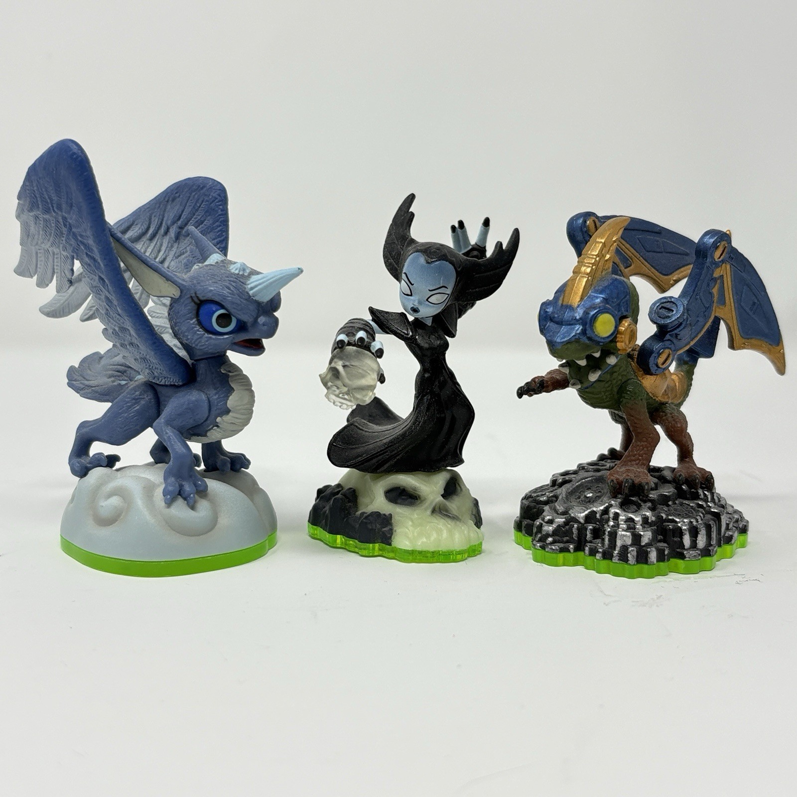 LOT OF 23 Skylanders Spiro’s Adventures Activision 2011 Action Figure Collection