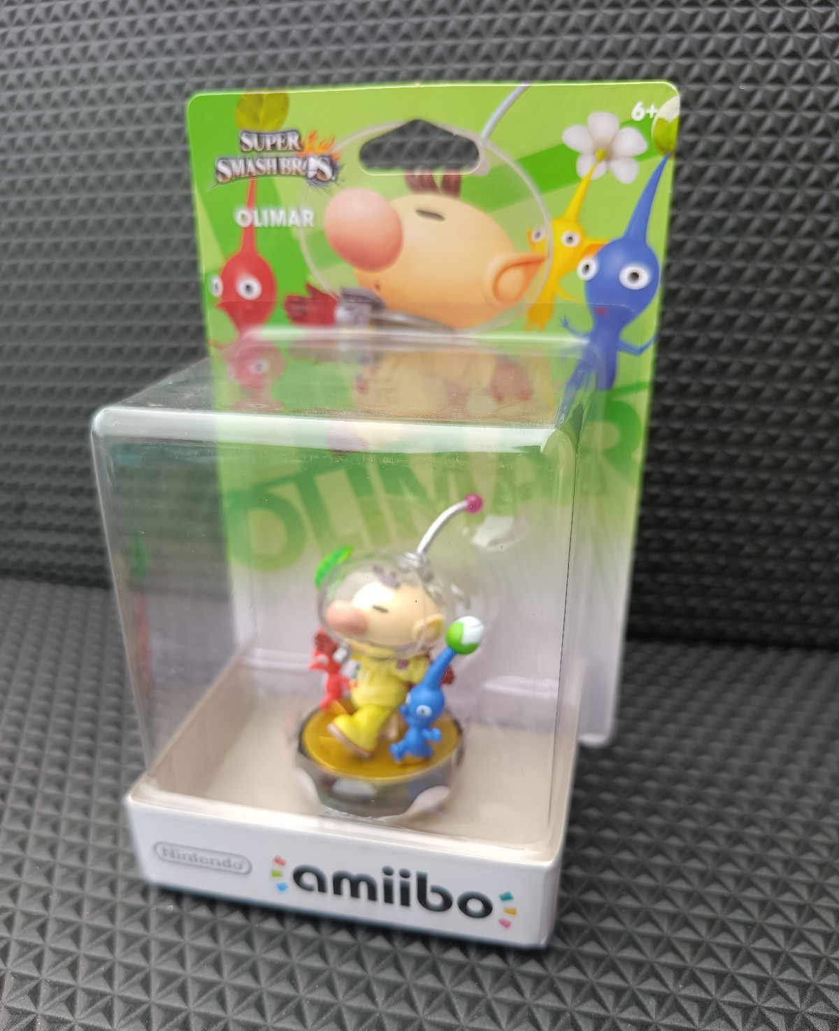 Nintendo amiibo Olimar & Pikmin Collectible Figure Super Smash Bros Wii U 2015