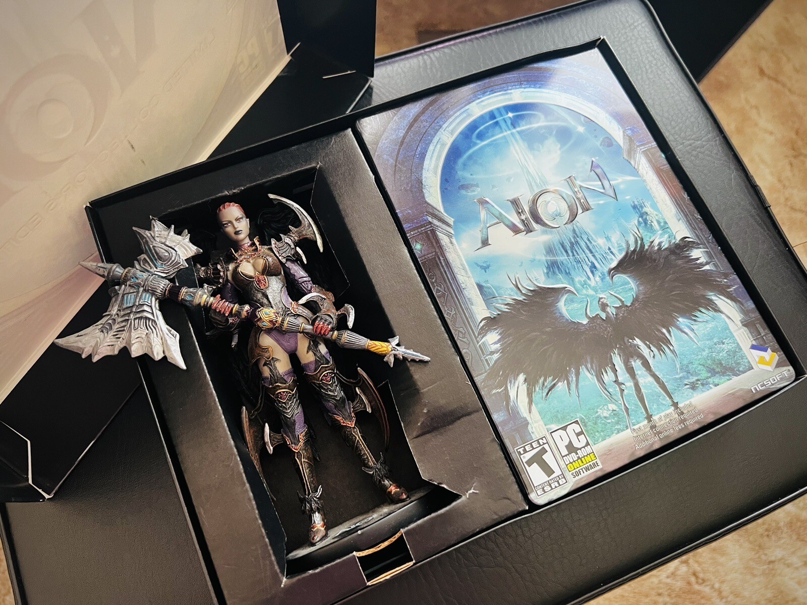 Aion Collectors Edition Steel book Poster Figure