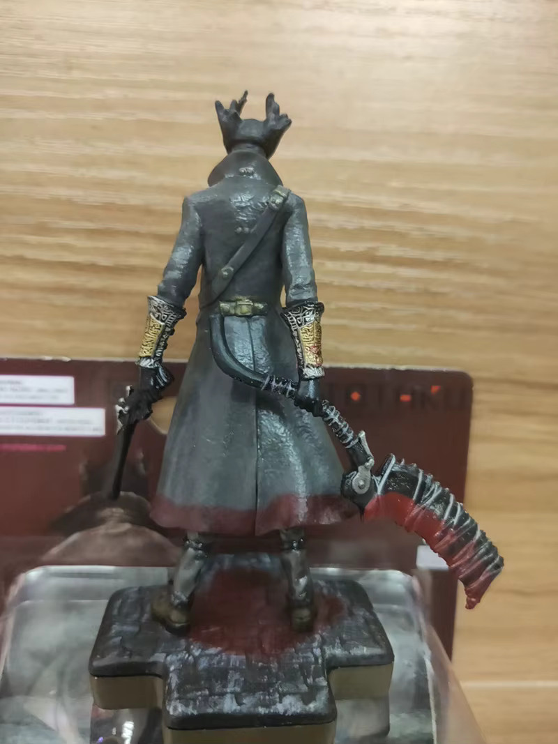 The Hunter Bloodborne Action Figure The Old Hunters PVC Dark Souls From Software