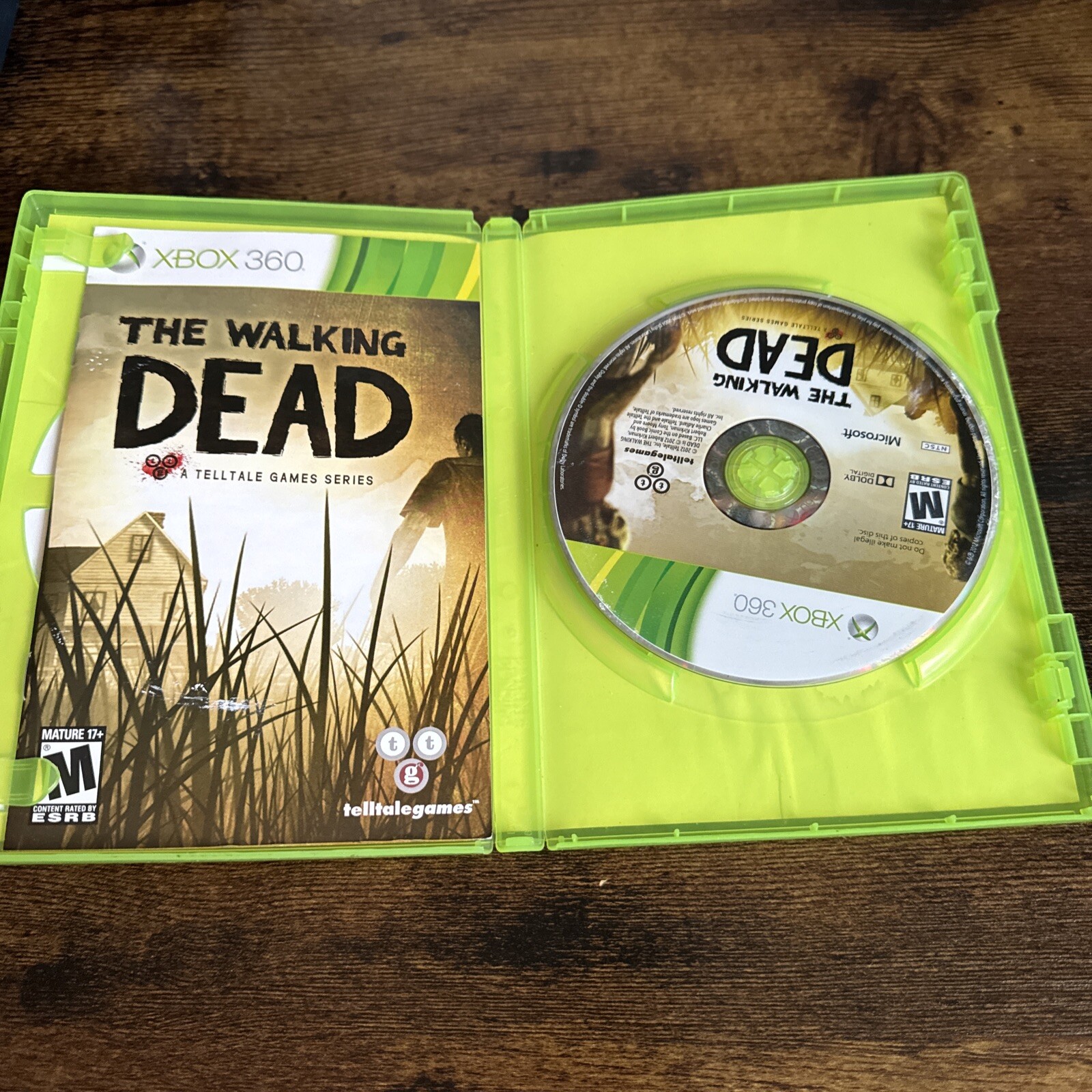 The Walking Dead: A Telltale Games Series Xbox 360 – Complete CIB