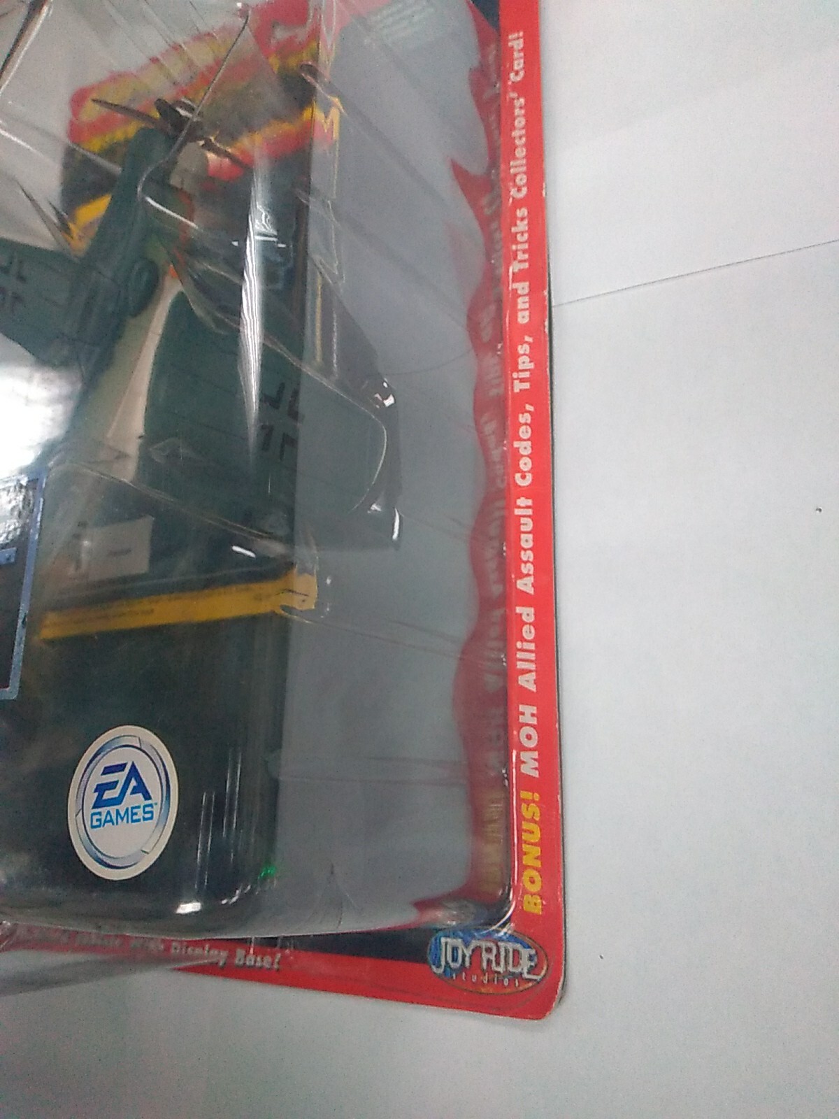 RARE- GAMEPRO JOYRIDE MEDAL OF HONOR ALLIED ASSAULT THUNDERBOLT P47 SERIES 4