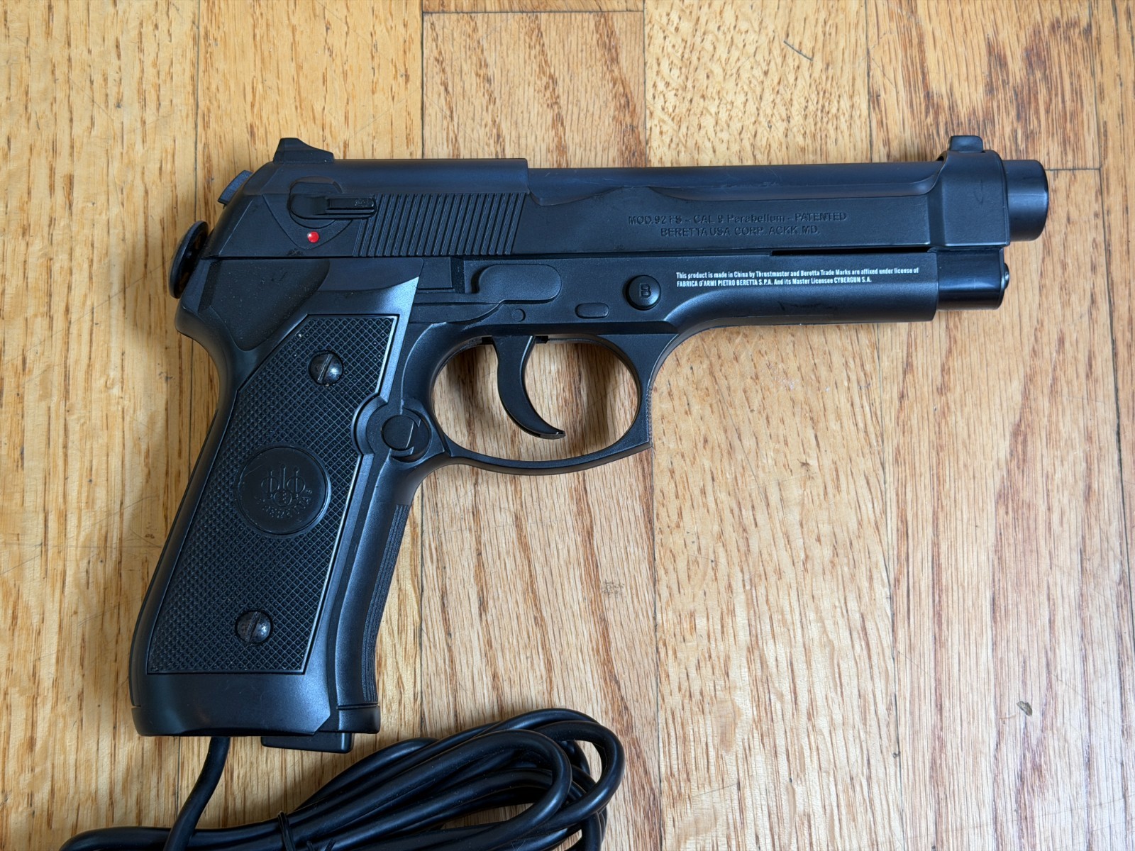 Official Original XBOX Light Gun Beretta Thrustmaster lightgun Controller