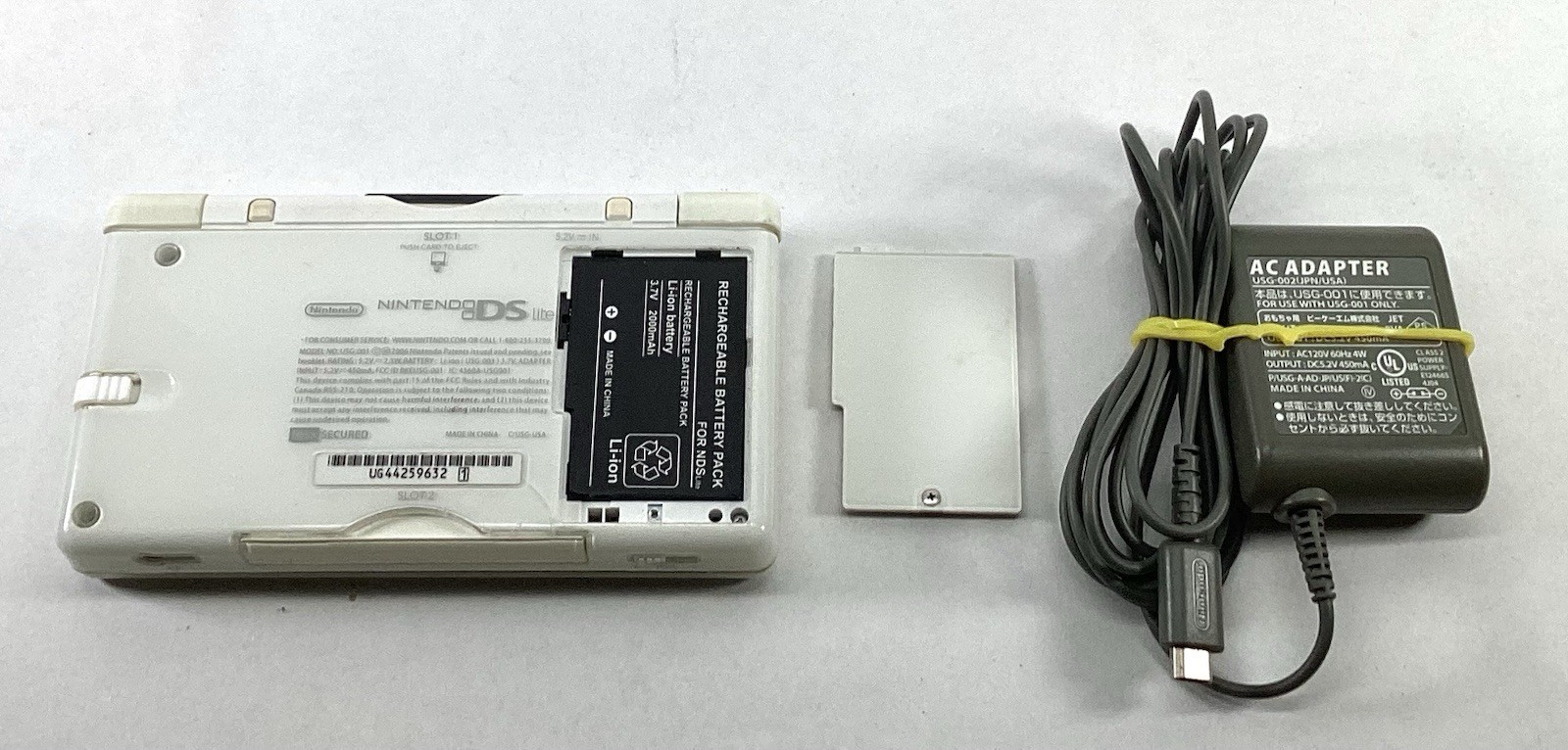 Nintendo DS Lite USG-001 with OEM Charger USG-002 & Stylus Tested Working