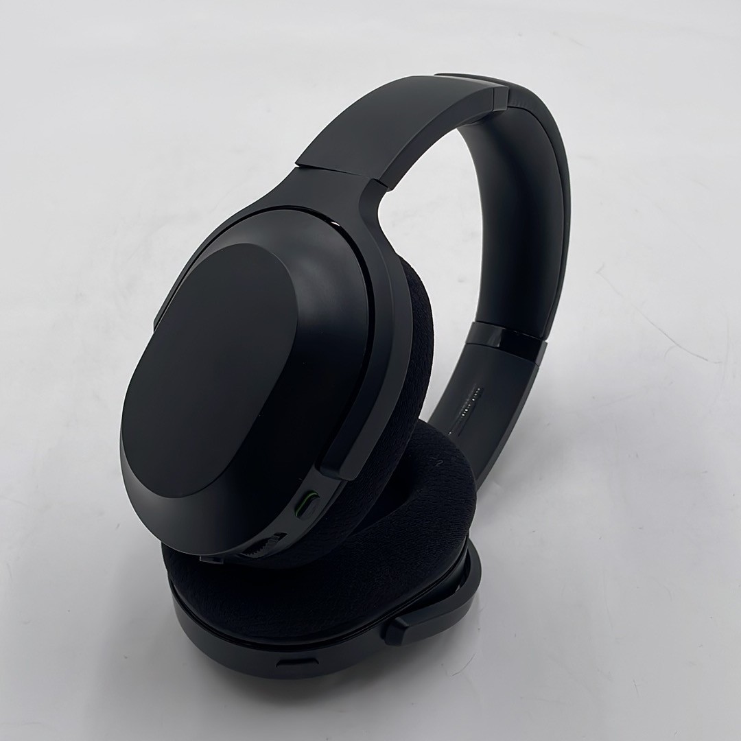 Razer Barracuda Wireless Gaming & Mobile Headset Black – AS IS