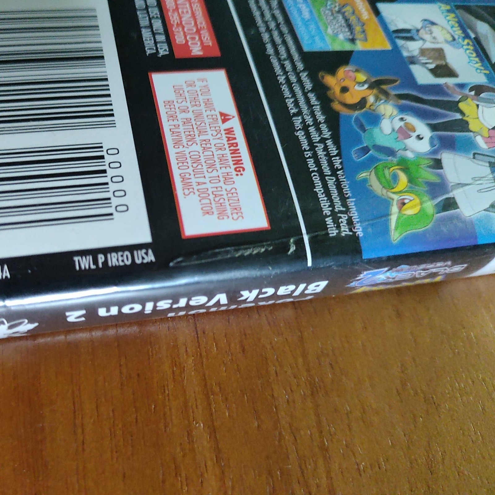 Pokémon Black Version 2 (Nintendo DS, 2012) **BOX AND INSERTS ONLY**