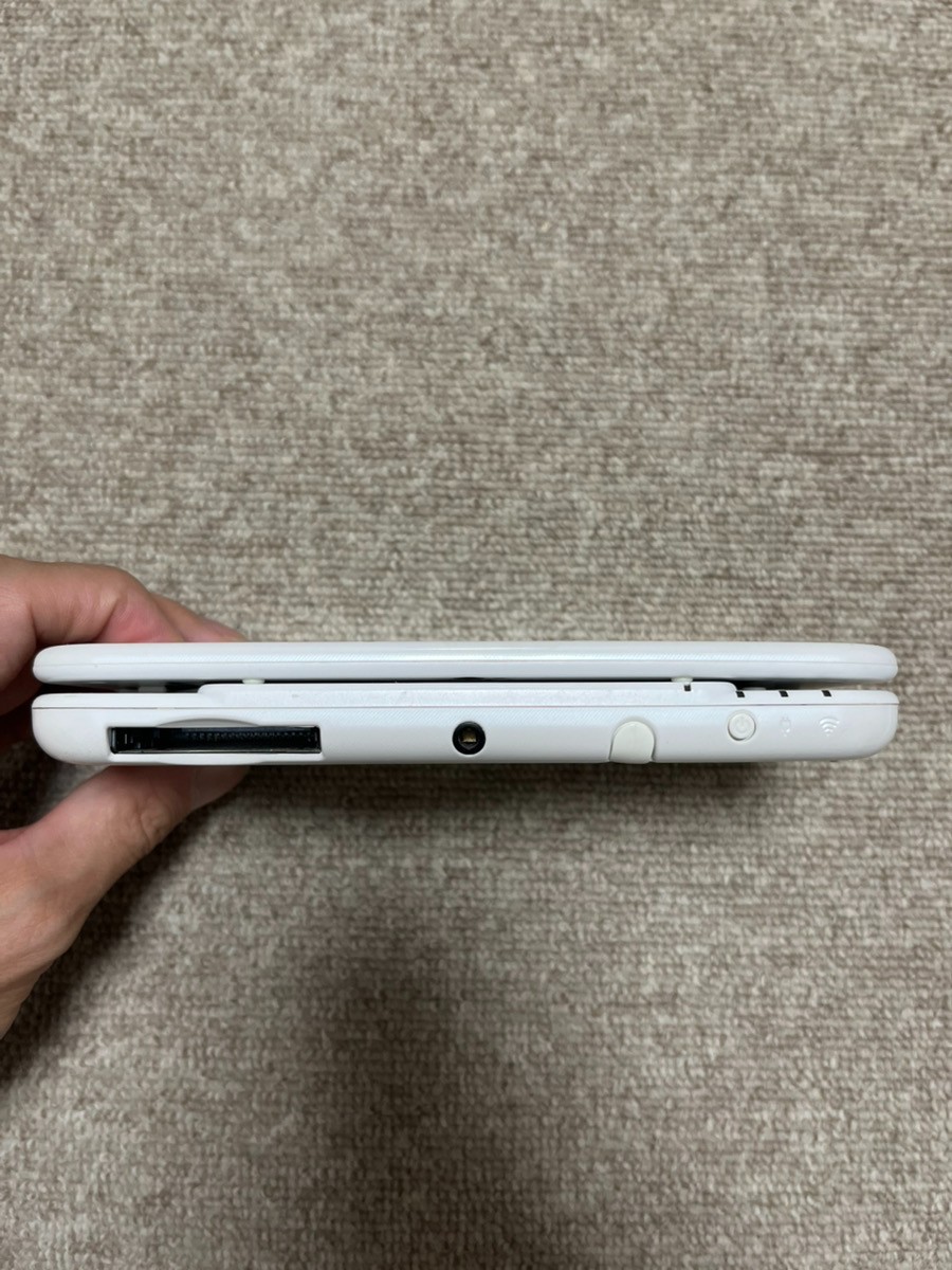 New 3DS LL XL Pearl White Japan Nintendo Console region Japanese B961