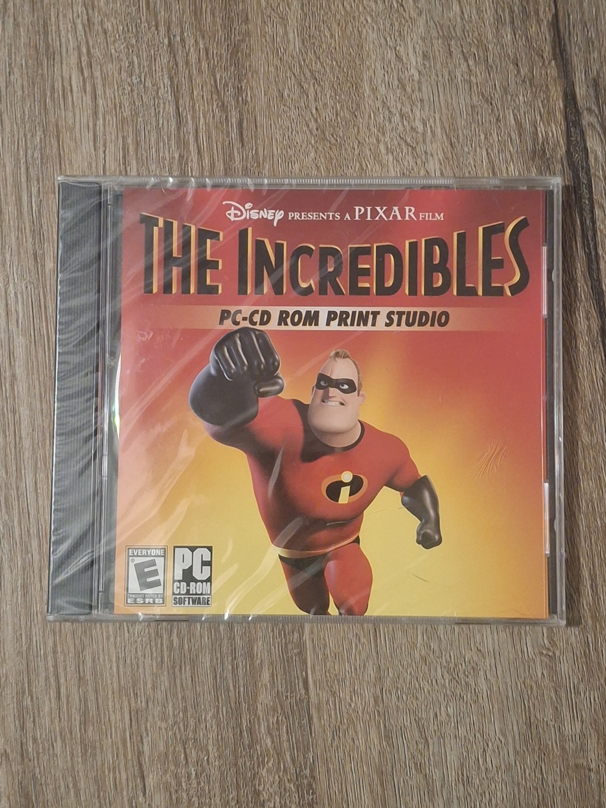 The Incredibles Disney PC CD ROM Print Studio Software New Sealed Windows XP