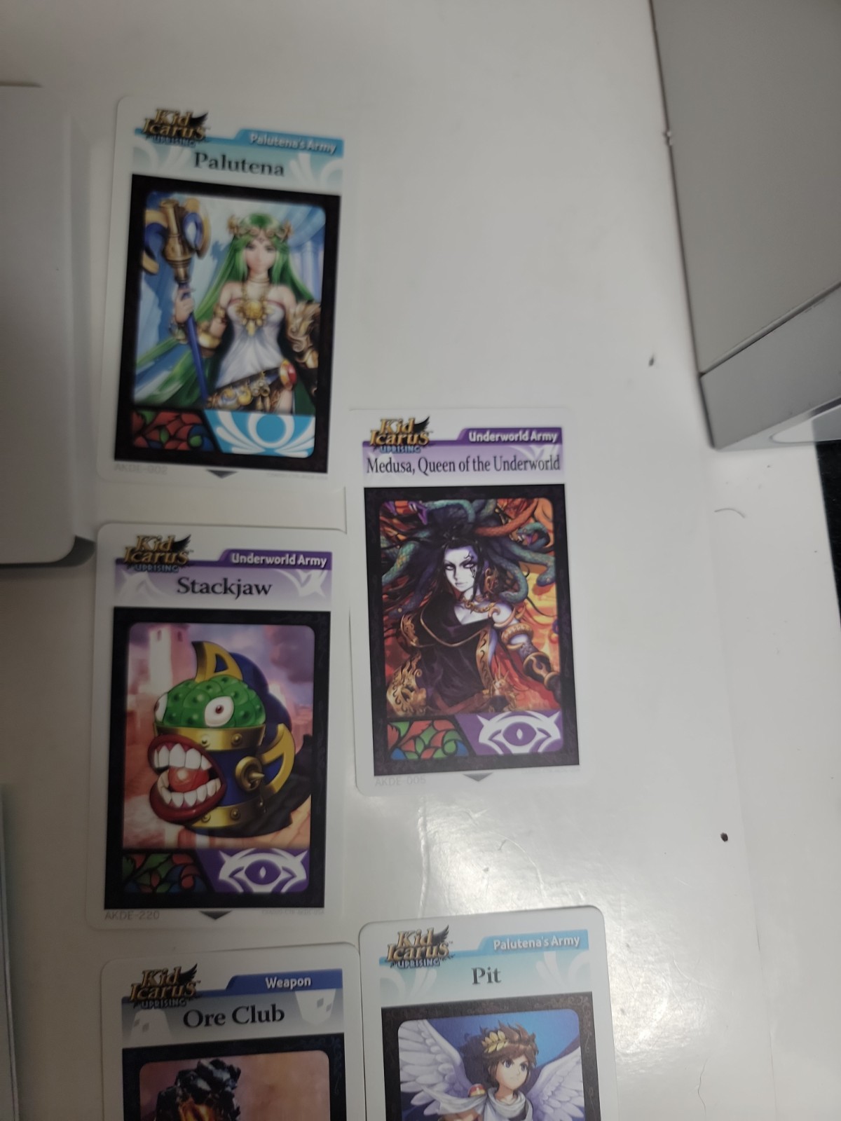 Kid Icarus Uprising Nintendo 3DS 2012 CASE & MANUAL, Box – No Game or AR Cards