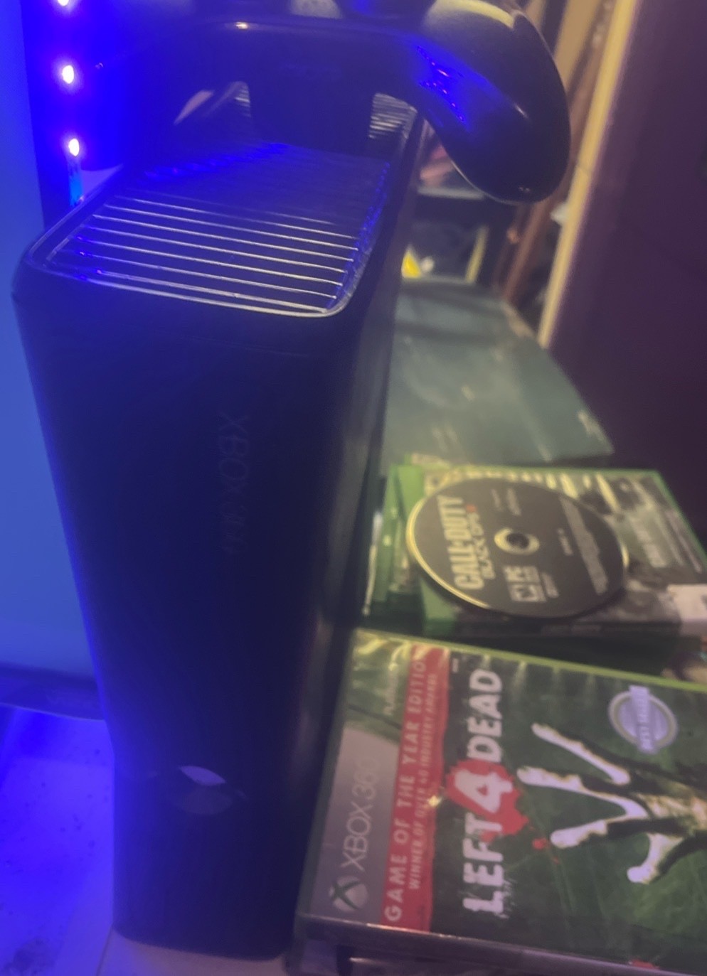 Microsoft Xbox 360 Kinect Bundle 250GB Matte Black Console – free games included