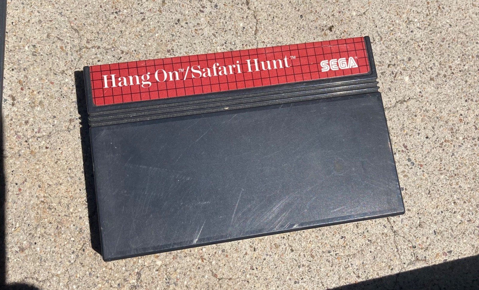 2 sega master system consoles with 3 controllers and games (not sure if it works