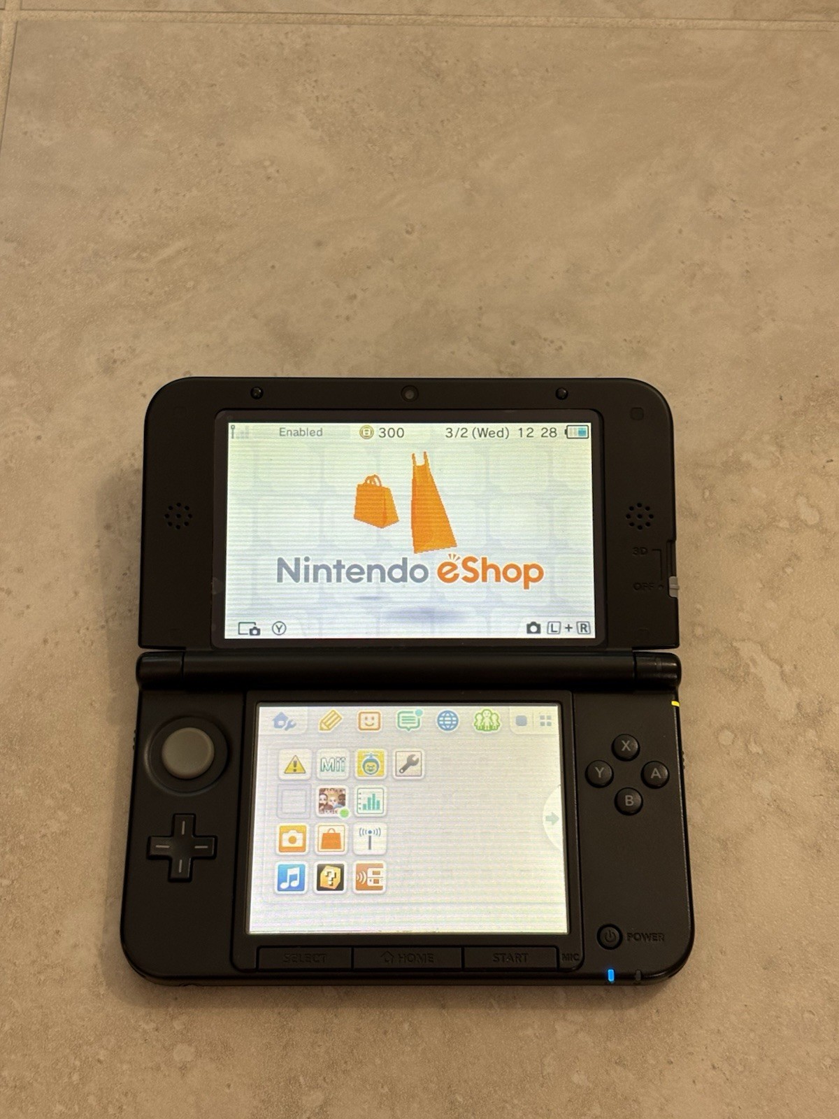 Nintendo 3DS XL LL Blue and Black With Charger Working Tested USA Seller