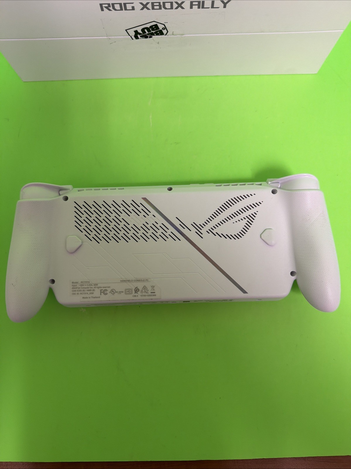 Asus ROG Xbox Ally 7″ FHD 120Hz Gaming Handheld AMD Ryzn Z2 A 16GB 512GB SSD