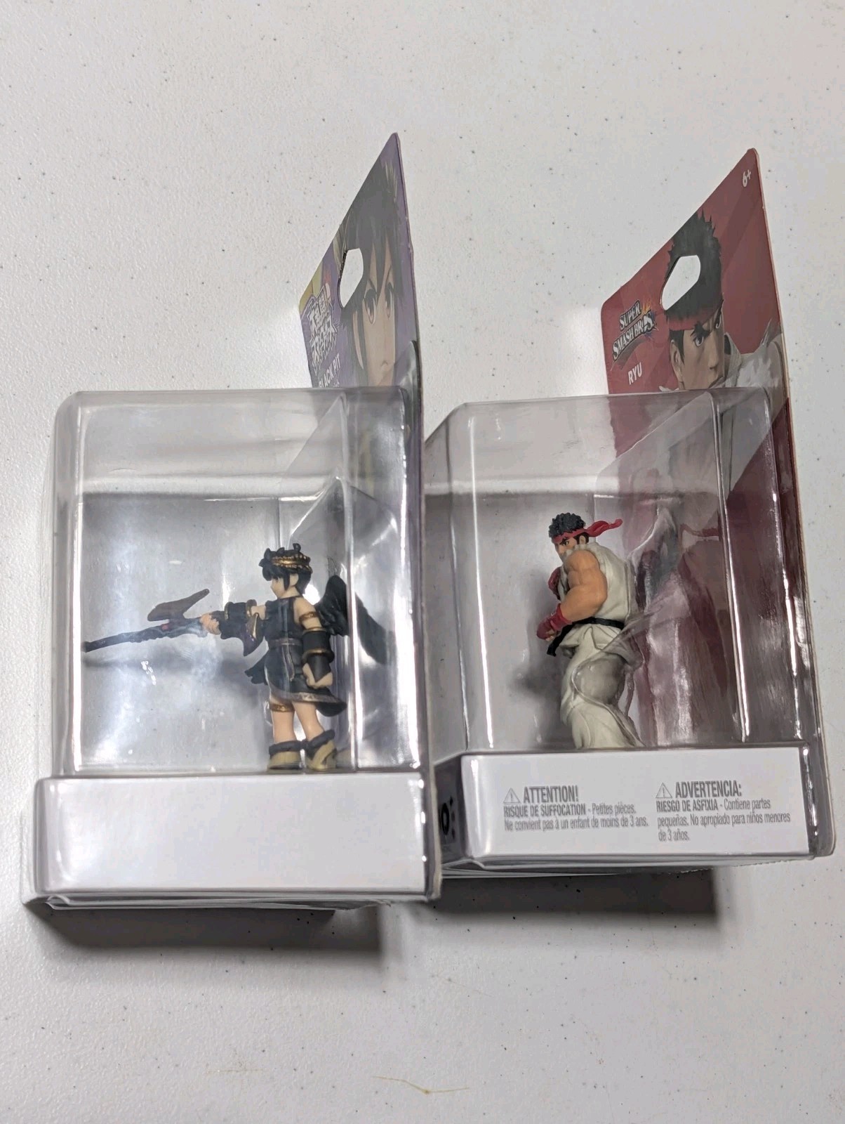 2x Nintendo Amiibo Black Pit (Dark Pit) Japan Version & U.S. Ryu Smash Bros New