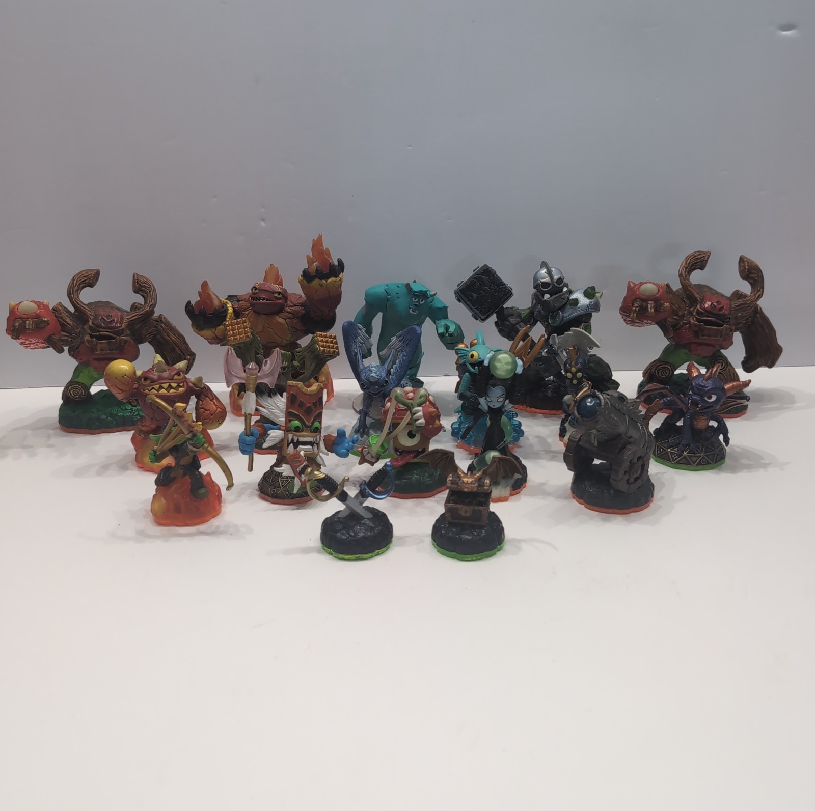 Skylanders Figures Lot Of 18 Spyros Adventure Giants Infinity Monsters U Mint