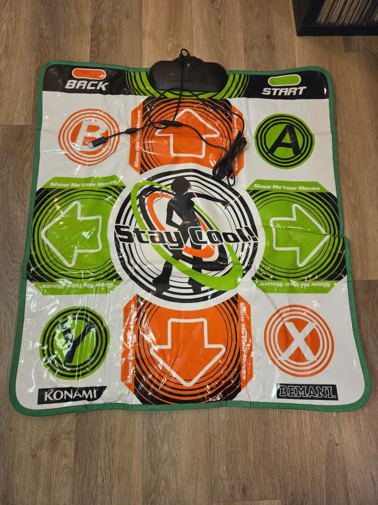 Dance Dance Revolution Universe Microsoft Xbox 360 with Pad