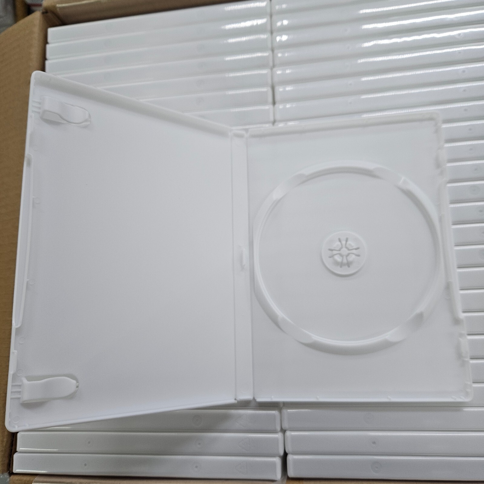 Lot Of 100 New Nintendo Wii DVD White Replacement Cases US Stock Ships Fast