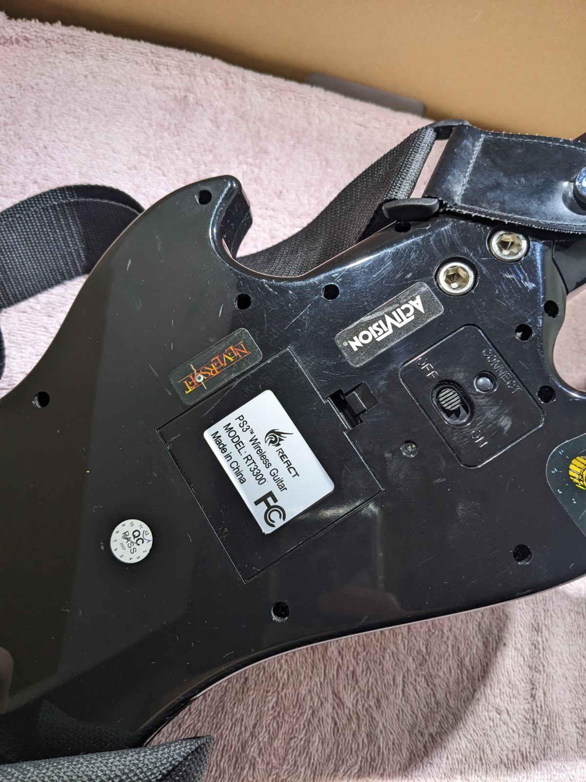 Sony PlayStation 3 PS3 Wireless Guitar RT3300 – React – NO DONGLE