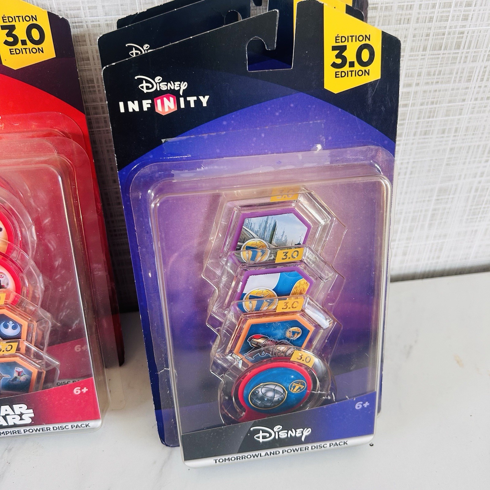 Disney Infinity 3.0 Power Discs 72 Discs Star Wars Tomorrow Land Lot of 18 Packs