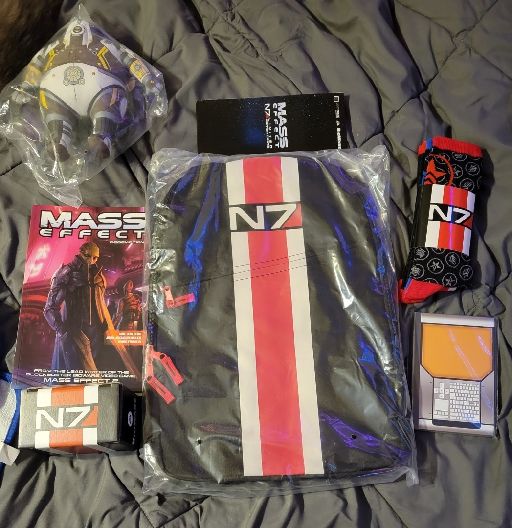 MASS EFFECT N7 LIMITED EDITION LOOT CRATE (Bioware) Rare 3XL Hoodie