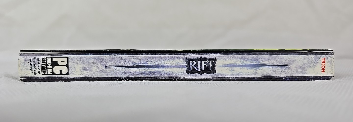 RIFT PC DVD-ROM Game Excellent Condition No Scratches Manual & Poster Included