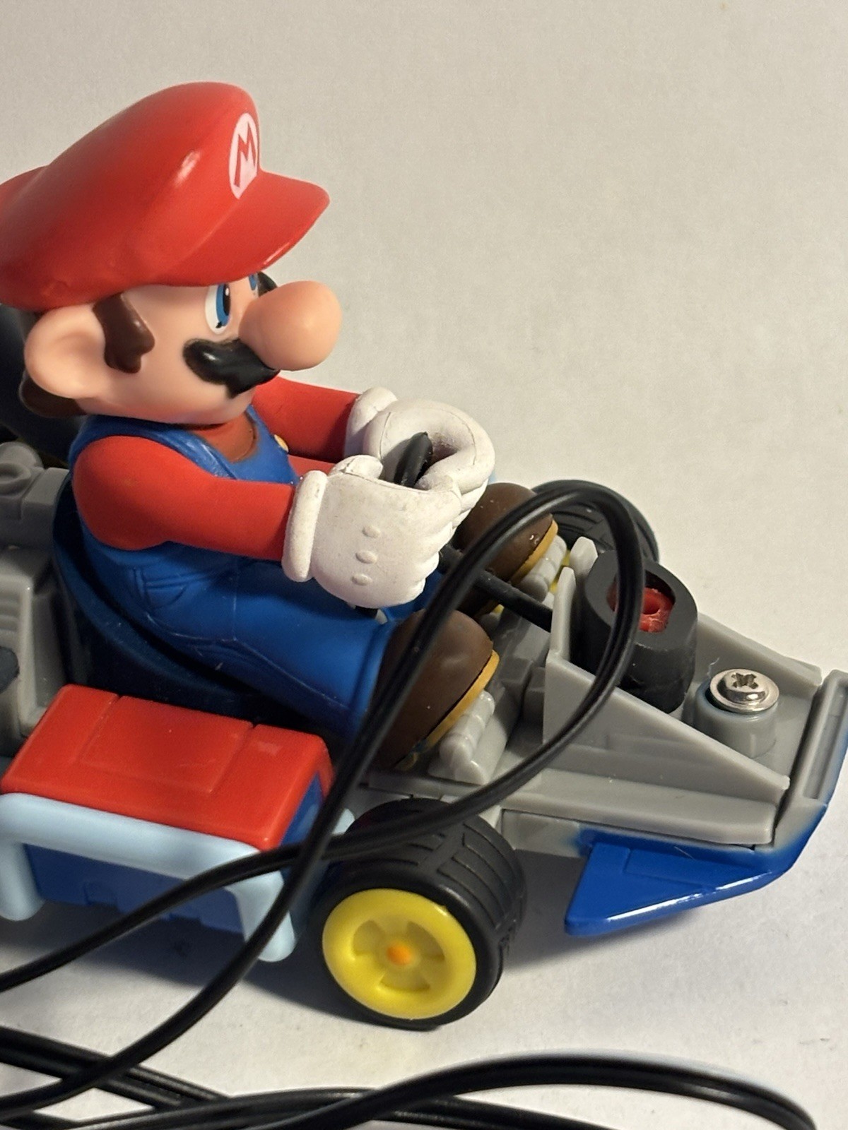 2011 Super Mario Wired 2 Button Remote Control Car ​Nintendo – Tested (no cover)