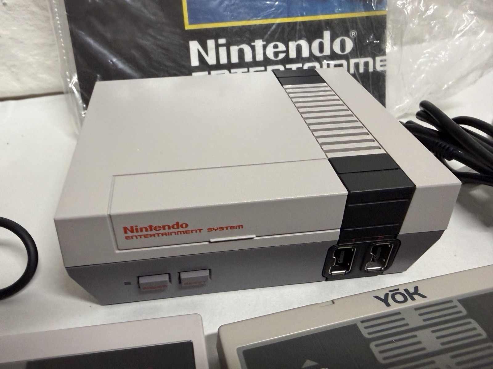 Nintendo NES Classic Edition Mini Authentic Model CLV-001 TESTED W 3 Controllers