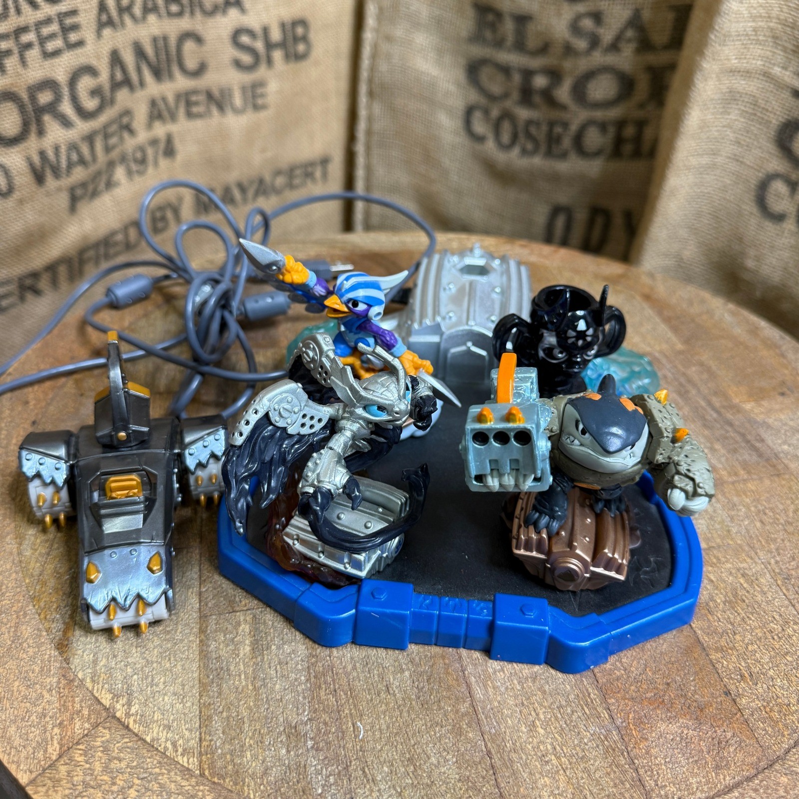 Activision Skylanders Superchargers Lot 5 Figures & Portal of Power Base