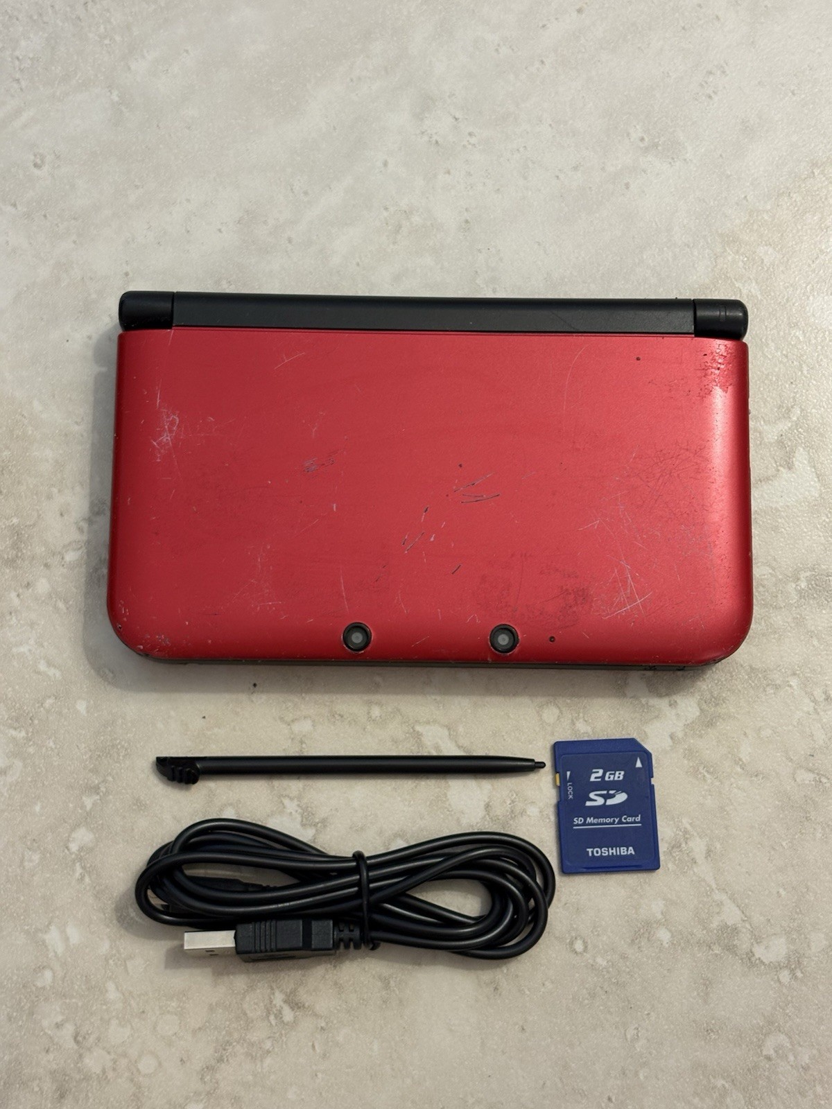 Nintendo 3DS XL LL Black And Red Handheld With Charger And Stylus Very Good