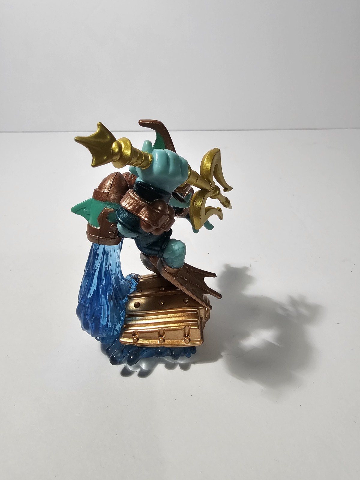 Skylanders Superchargers Sea Racing Deep Dive Gill Grunt Sea Trophy & Reef Rippe